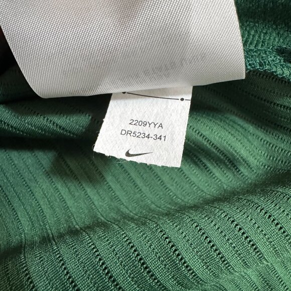 Nike 2023 Pro Elite Half-Zip Running Top Made In USA Green Women's XS DR5234-341 - Picture 10 of 10